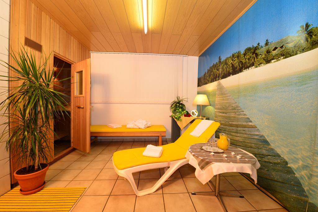 Hotel Am Buchwald Esslingen am Neckar Dış mekan fotoğraf