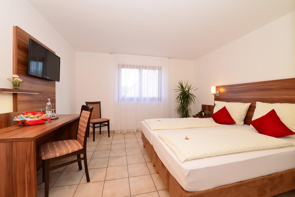 Hotel Am Buchwald Esslingen am Neckar Oda fotoğraf