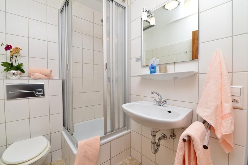 Hotel Am Buchwald Esslingen am Neckar Dış mekan fotoğraf